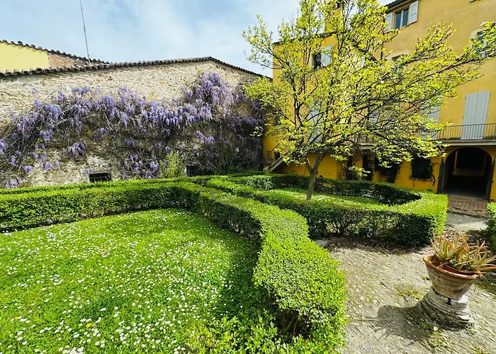 Melograno\'S House